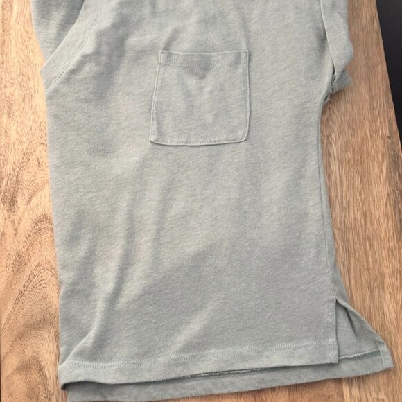 Beyond Yoga Deep V Pocket Tee — Teal Light Blue Small - Picture 11 of 11